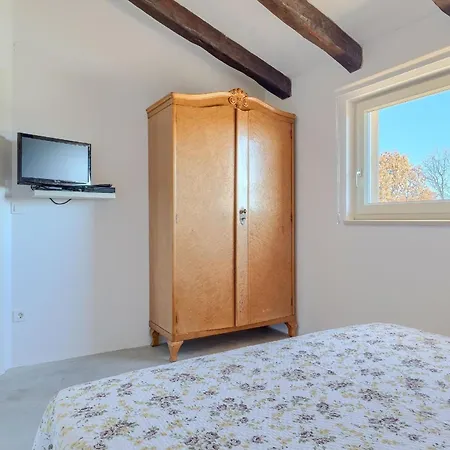 Feriehus Nona Kapona Tar-Vabriga